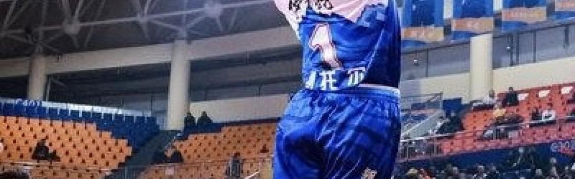 爱游戏体育-新疆98-56大胜送四川18连败，凯文-哈里斯19+7+3，纳托尔15分